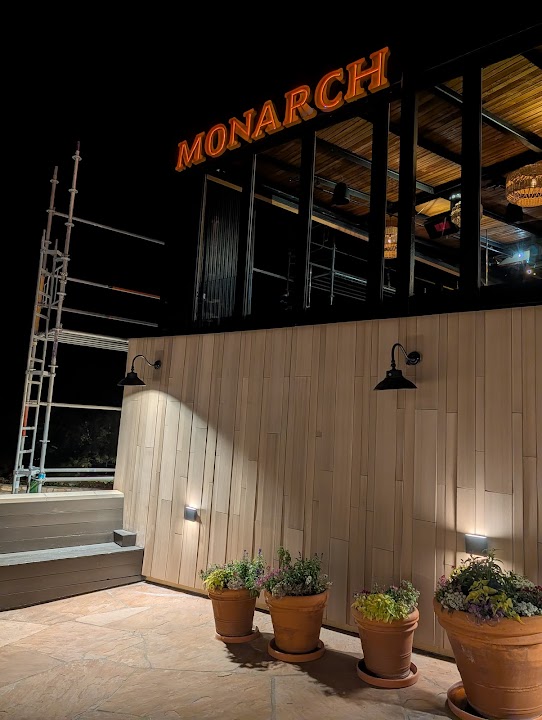 Monarch Ocean Pub