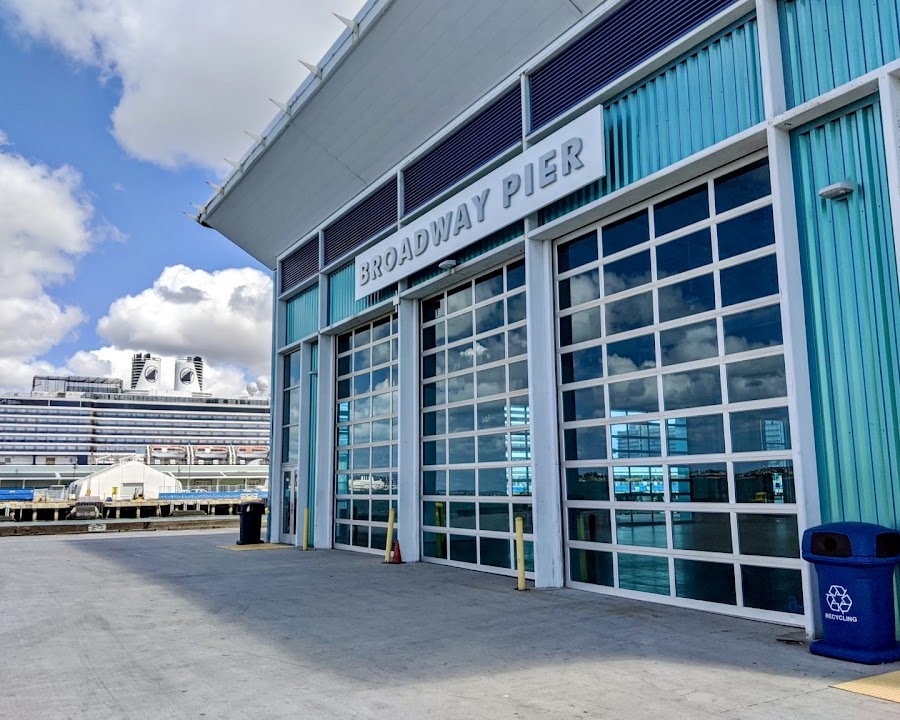 Broadway Pier/Port Pavilion